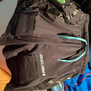 Bauer hockey shorts youth M